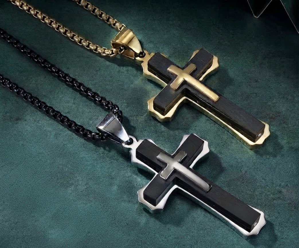 Collier Croix Jesus tendance ✨